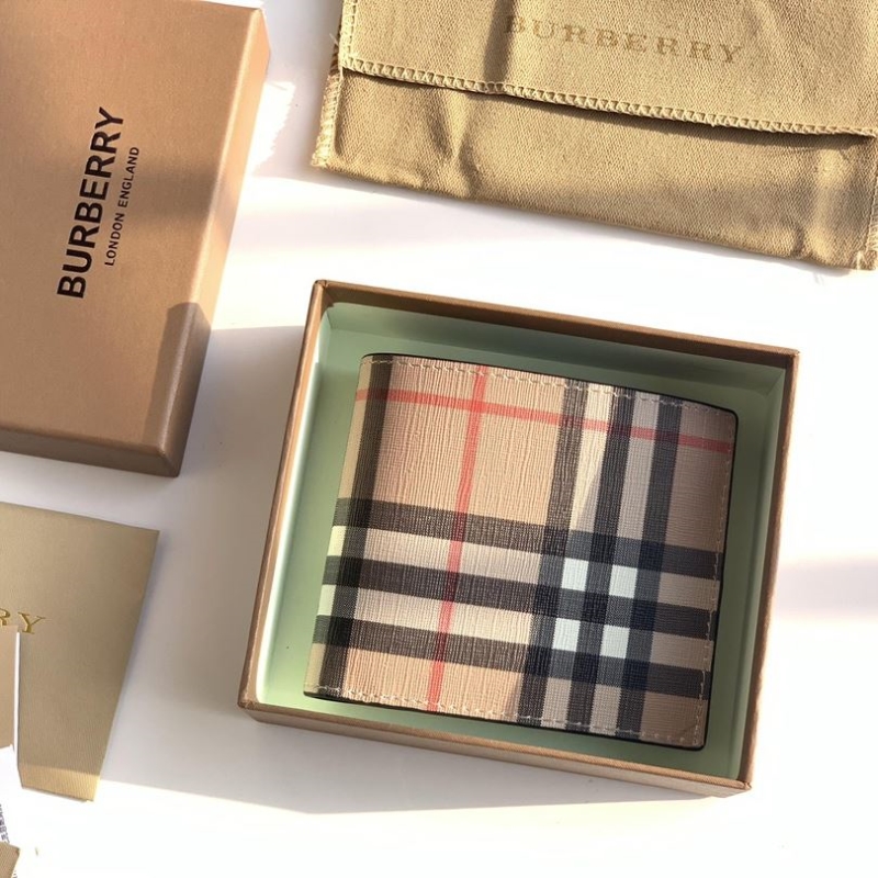 Bv*b*rry wallets